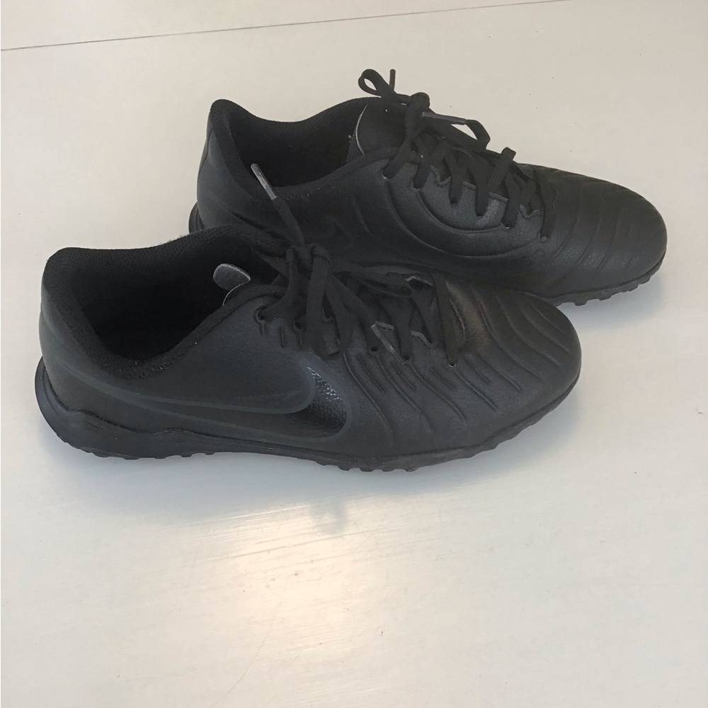 Nike Kids Turf Soccer Cleats